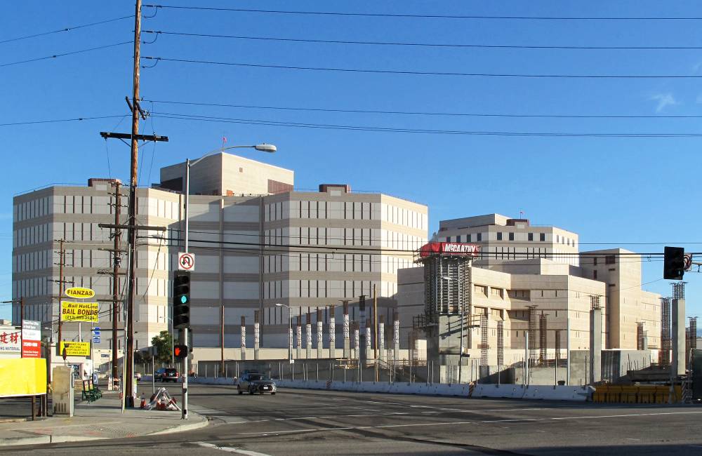 Los Angeles County Jail, USA Downtownga/Wikimedia Commons