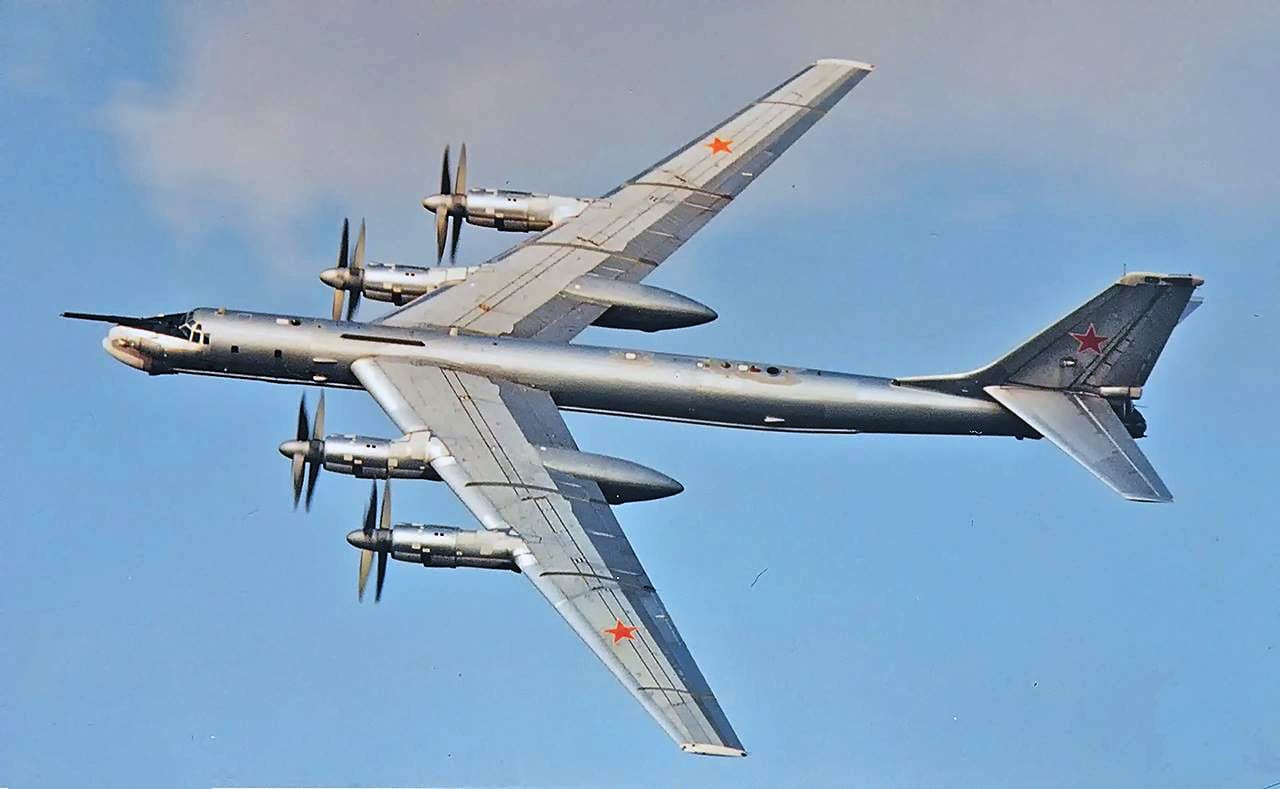 Tu-95 "Bear" Bomber (Russia) @aviationphotodigest / Facebook.com
