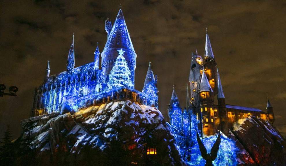 Le monde sorcier de Harry Potter est maintenant aménagé pour les vacances et c'est INCROYABLE | Parents